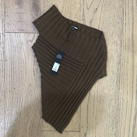 Fashion Nova Brown Ribbed Crop Top - Picture 2 of 5